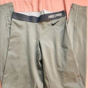 Nike Pro leggings